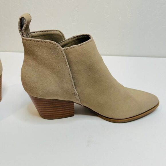 Dolce Vita Daine tan suede leather Block heel pointy toe ankle boots Size 7.5 - Picture 6 of 10